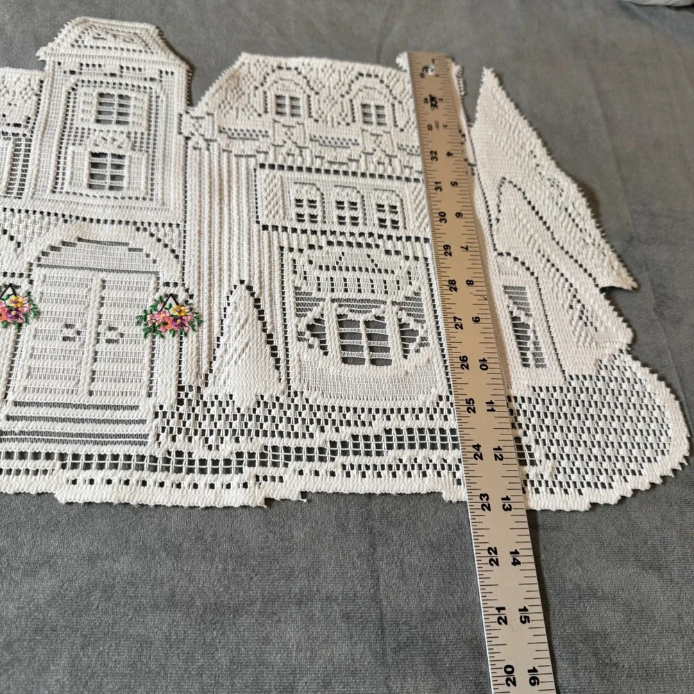 Heritage Lace Manor Placemat White House Floral Lace Cottagecore Linens Decor
